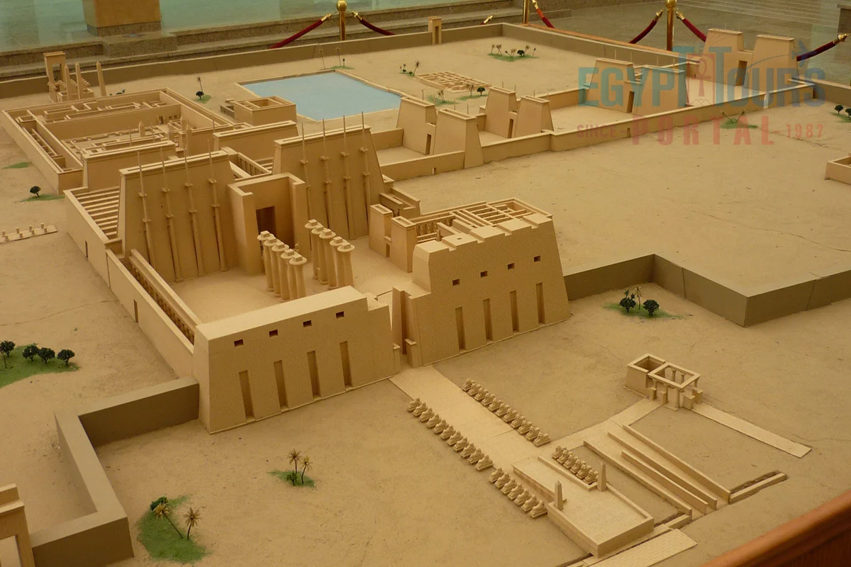 Architecture du Temple de Karnak - Egypt Tours Portal.webp