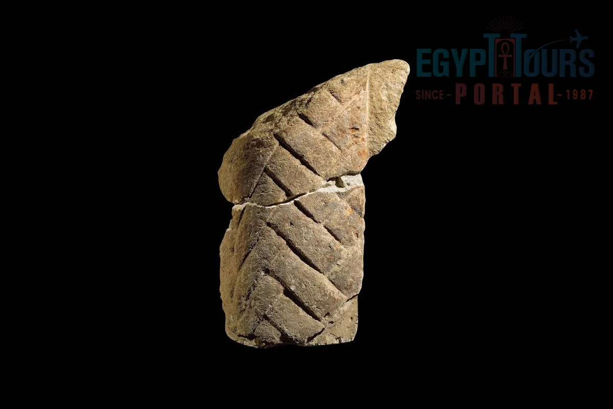 Barbe du Sphinx de Gizeh - Egypt Tours Portal.webp
