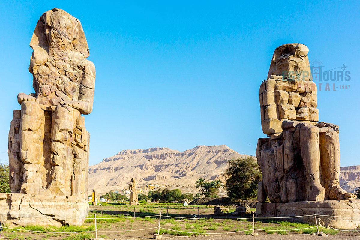 Emplacement des Colosses de Memnon - Egypt Tours Portal.jpg