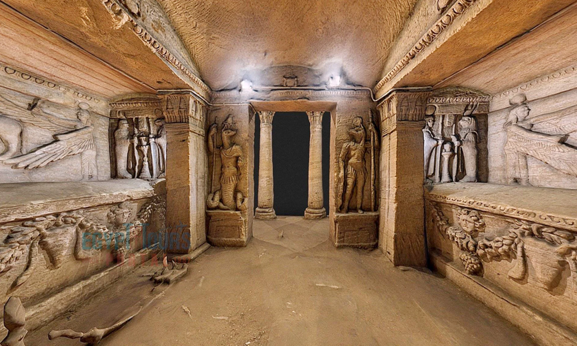 Les Grandes Catacombes De Kom El Shoqafa À Alexandrie