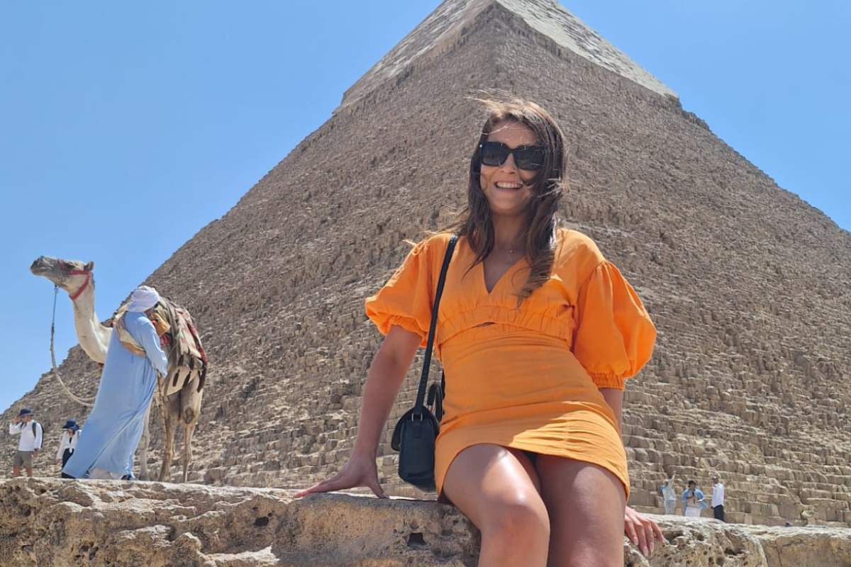 Notre client dans la Grande Pyramide.jpg