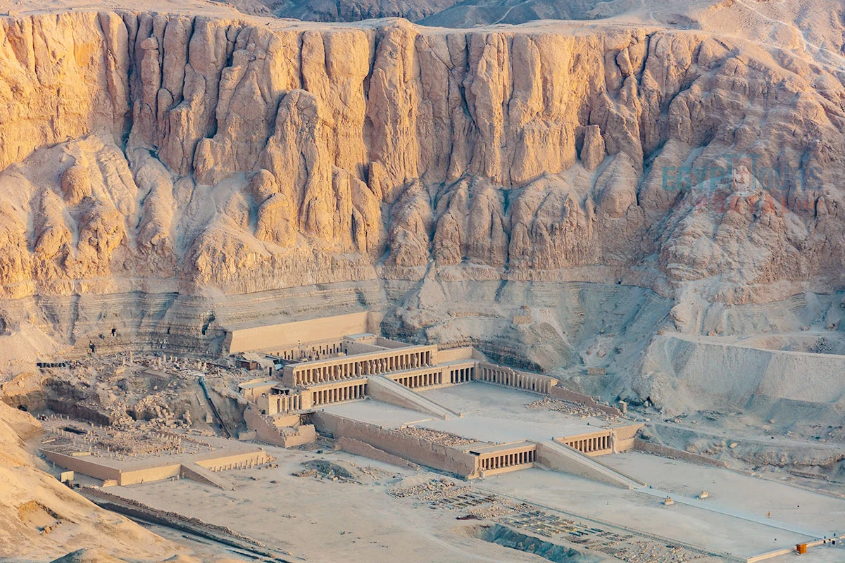 Temple d’Hatchepsout - Egypt Tours Portal.webp